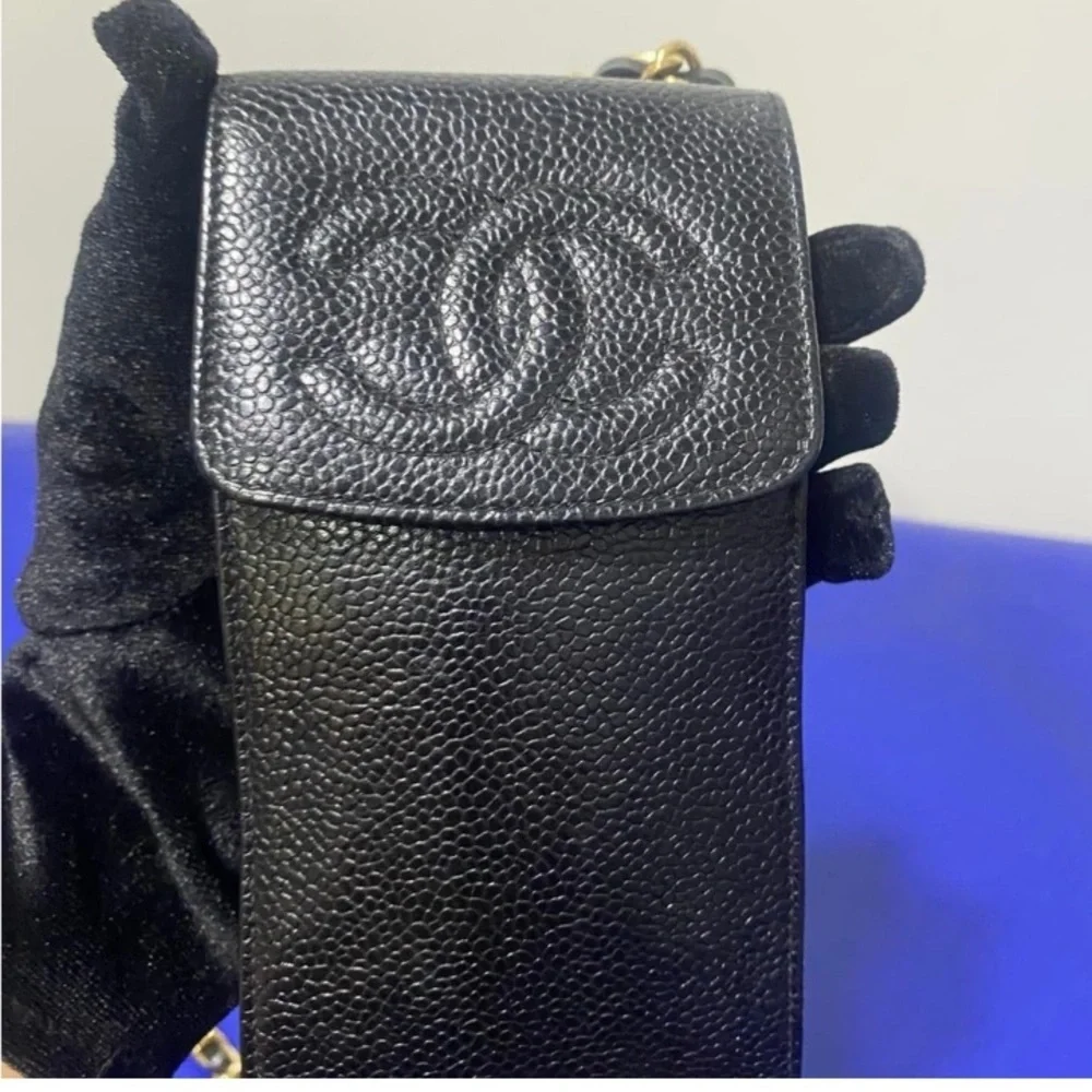 CHANEL 1995 Stitch Case Caviar PM Pochette